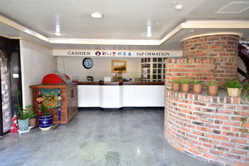 Hotel Honeymoon House