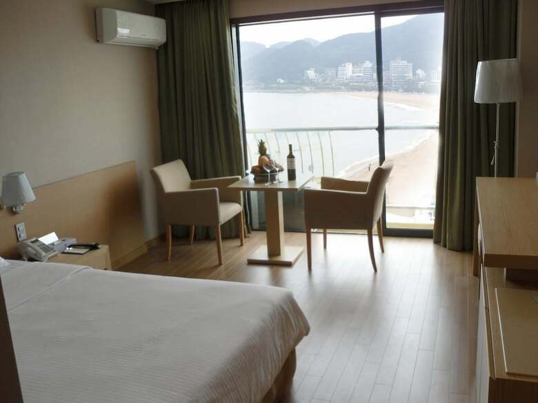 Song Jung Hotel