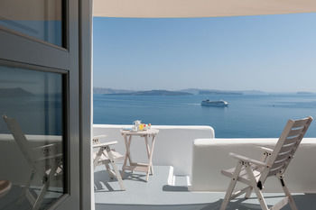 Aparthotel Thirea Suites & Studios - Adults Only