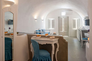 Aparthotel Thirea Suites & Studios - Adults Only