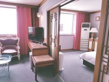 Dawn Beach Hotel