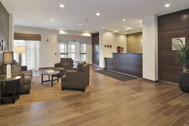 Hotel Sleep Inn & Suites Marshall