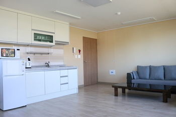 Yilin Pension