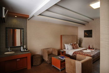 Polaris Hotel