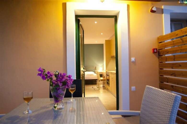 Aparthotel Villa Vita Holidays Apartments & Studios