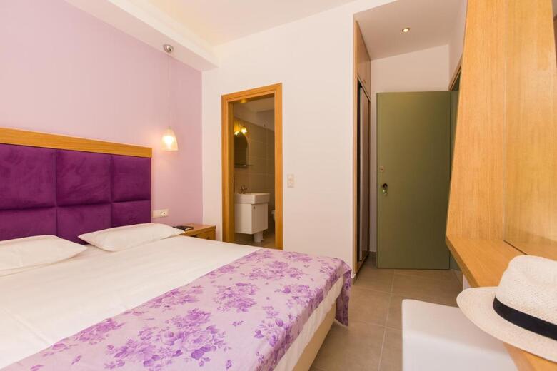 Aparthotel Eltina Hotel