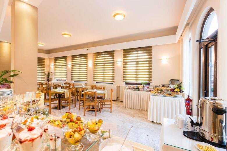 Aparthotel Eltina Hotel