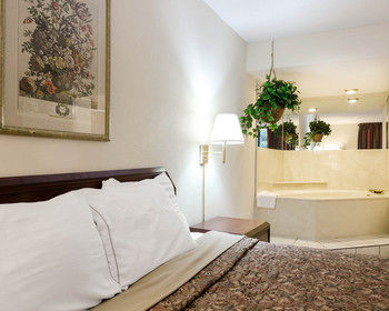 Hotel Rodeway Inn