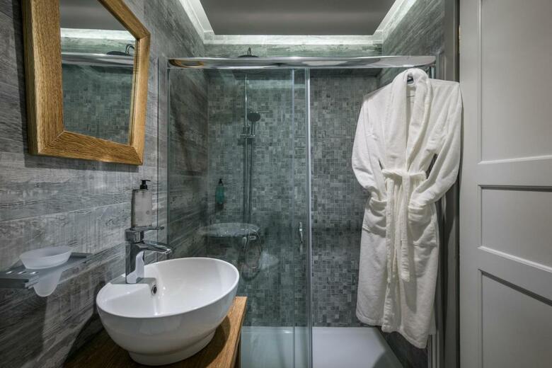 Omiros Boutique Hotel