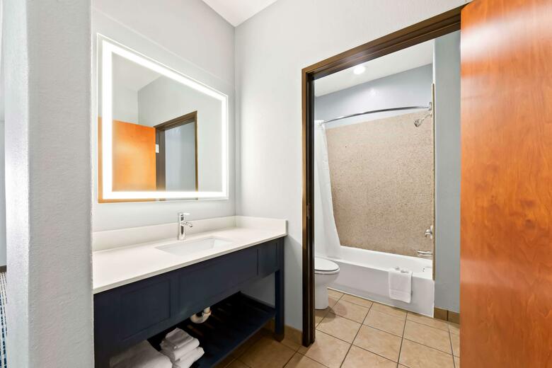 Hotel Americinn By Wyndham New Braunfels