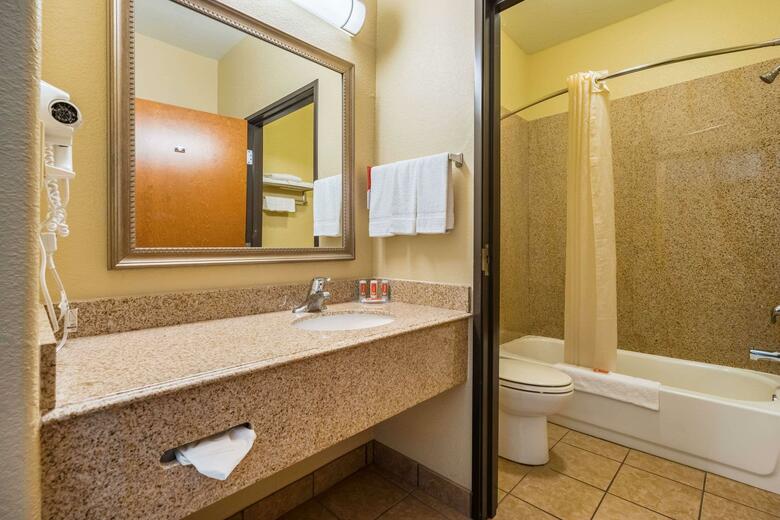 Hotel Americinn By Wyndham New Braunfels