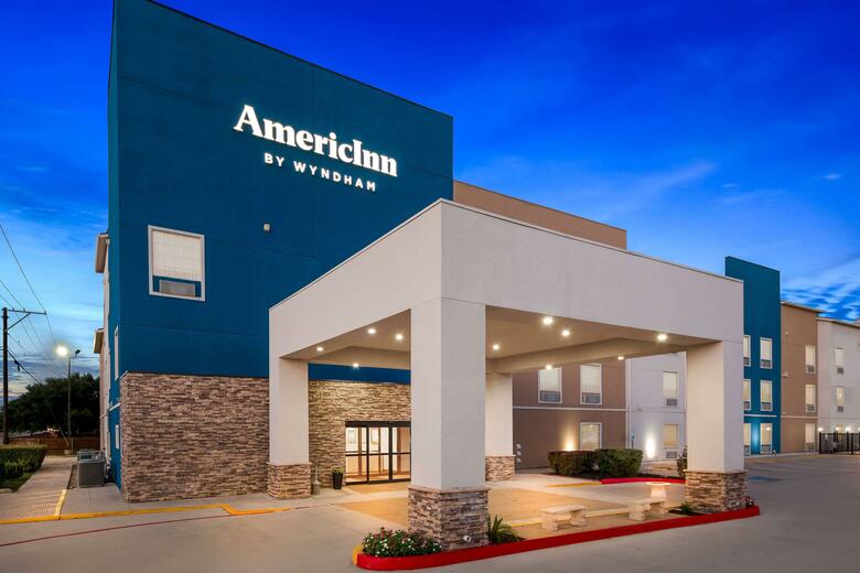 Hotel Americinn By Wyndham New Braunfels