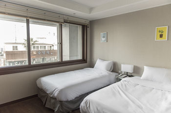 Check Inn Hotel Jeju