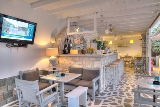 Aparthotel Zoumis Studios