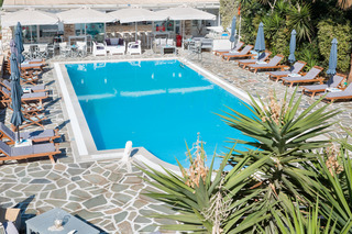 Aparthotel Zoumis Studios