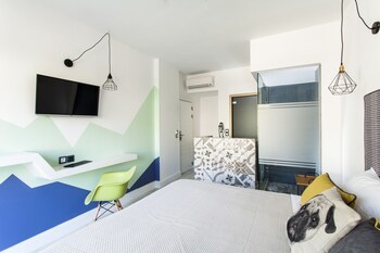 Blue Bottle Hotel