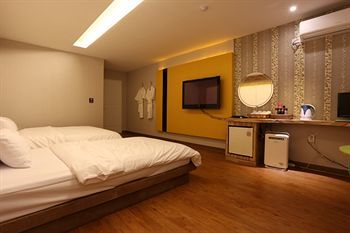Java Hotel
