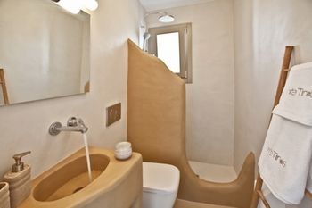 Villa White Tinos Luxury Suites