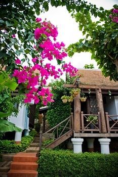 Hotel Vang Ngern River Resort