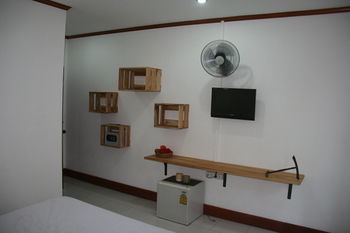 Hotel Cold River
