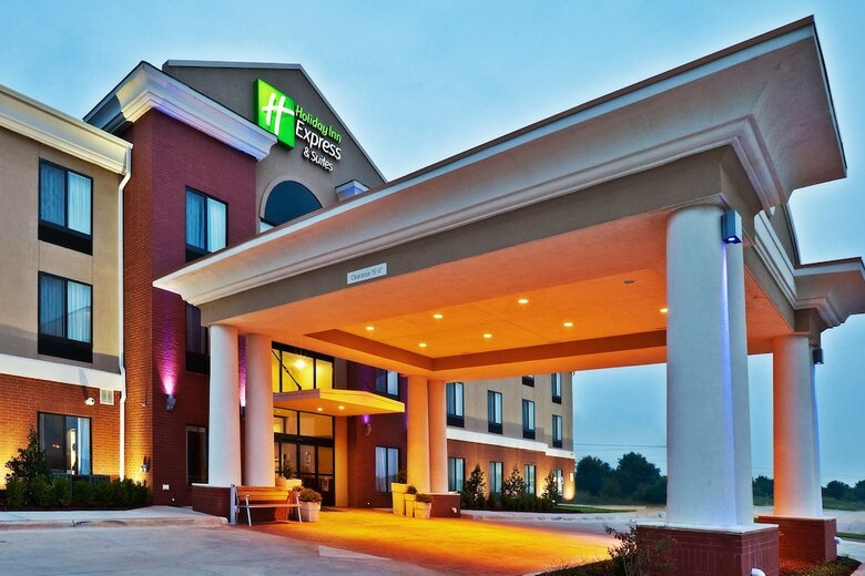 Holiday Inn Express Hotel & Suites Perry