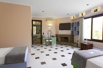 Hotel Agalia Luxury Suites