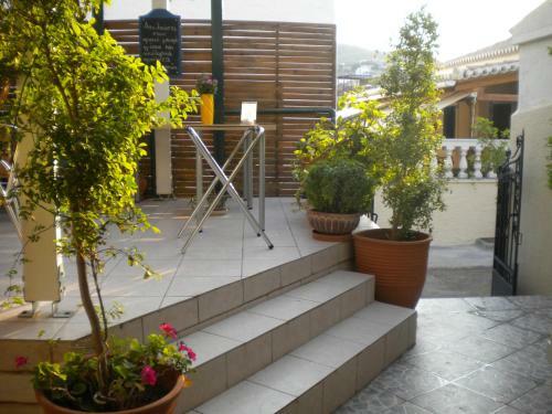 Tonia Hotel