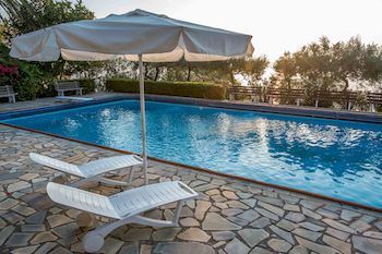 Aparthotel Douka Seafront Residences