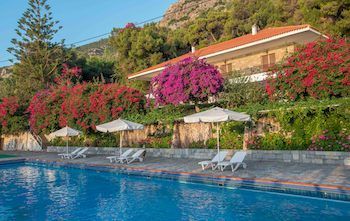 Aparthotel Douka Seafront Residences