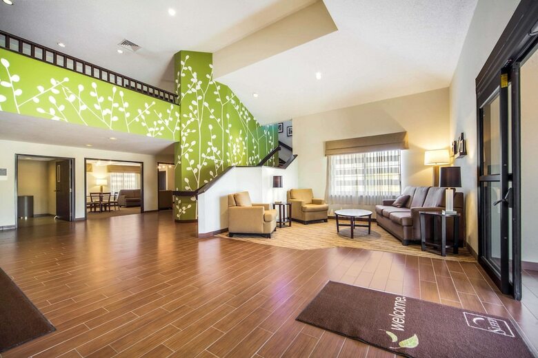 Hotel Sleep Inn And Suites