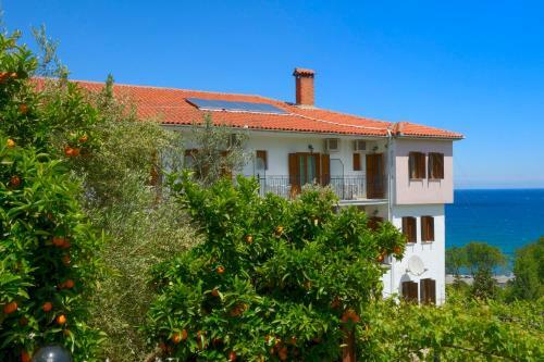 Hotel Agnadi-horefto