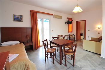 Aparthotel Anna-ageliki Apartments