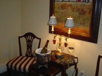 Bed & Breakfast Inn At Clearwater Pond