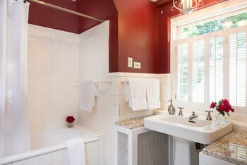 Forty Putney Road Bed & Breakfast