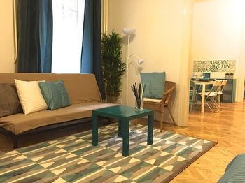 Hi5 Apartments - Parliament