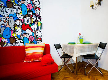 Hi5 Apartments - Chain Bridge