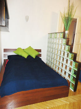 Hi5 Apartments - Chain Bridge