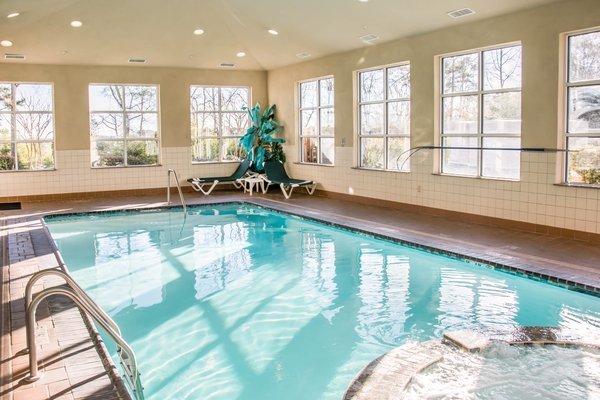 Hostal Sleep Inn & Suites University