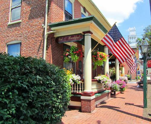 Bed & Breakfast Strasburg Village Inn