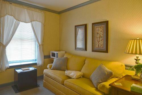Bed & Breakfast Strasburg Village Inn