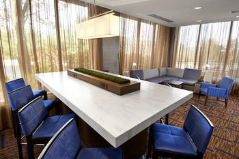 Hotel Courtyard By Marriott Shelton