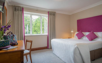 Springhill Court Hotel