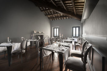 Hostal Castello Di Poreta