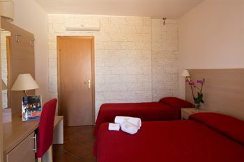 Bed & Breakfast Villa Carlo Resort