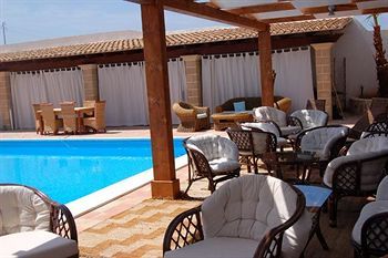 Bed & Breakfast Villa Carlo Resort
