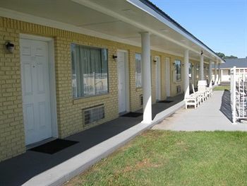Hostal Greenwood Inn