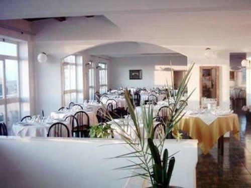 Hotel La Perla