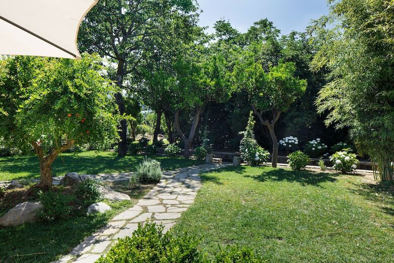 Bed & Breakfast Villa Don Camillo Relais