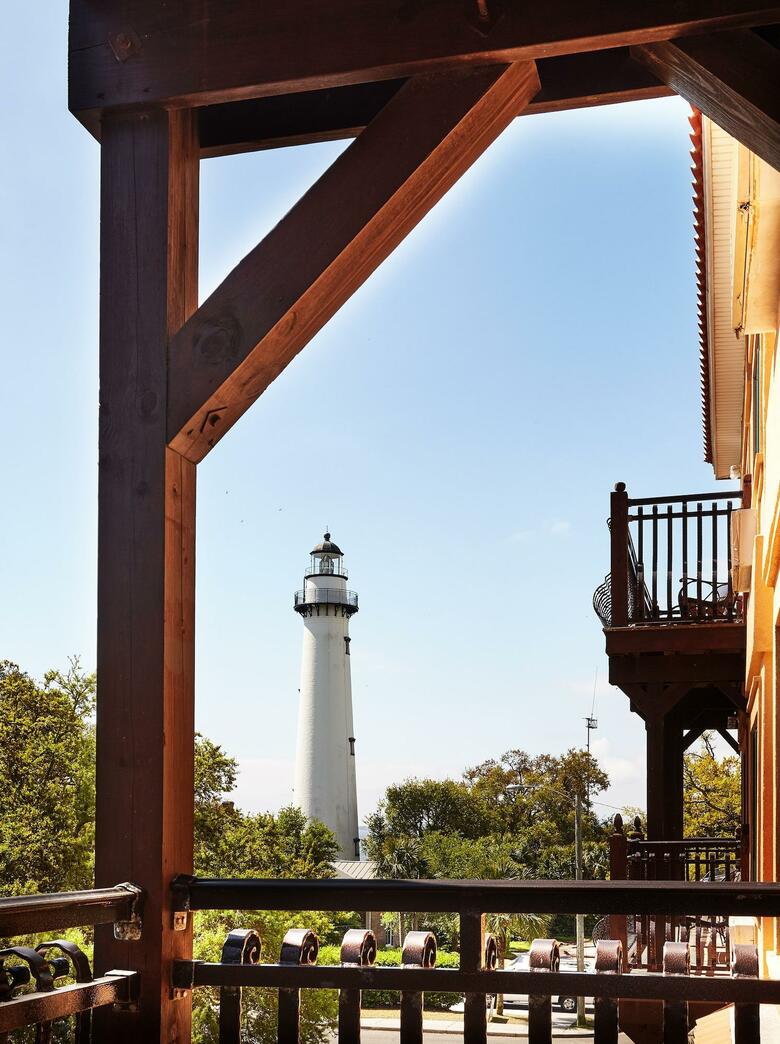 Bed & Breakfast Ocean Inn And Suites