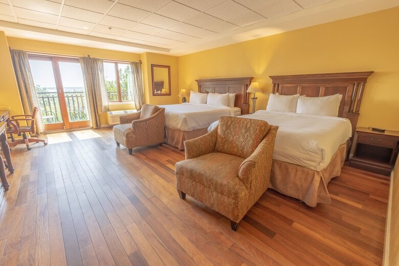 Bed & Breakfast Ocean Inn And Suites